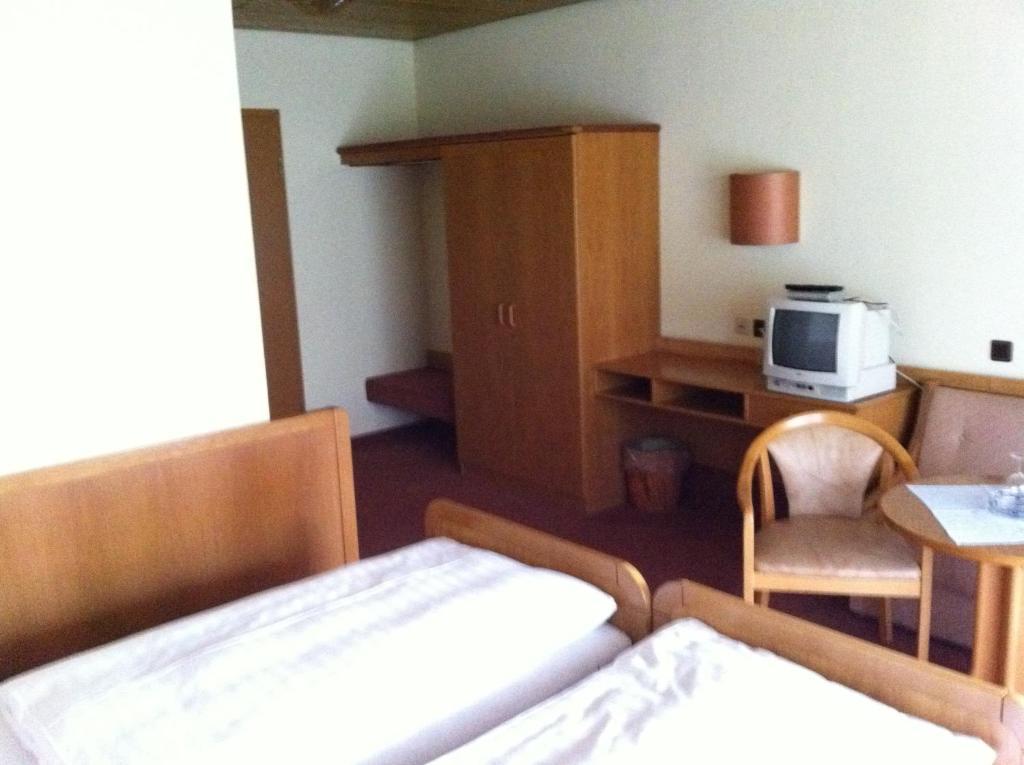 Hotel Bacchusstube Garni Goldbach  Værelse billede